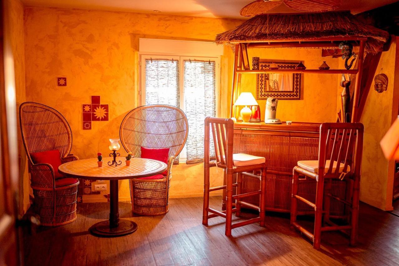 Themericourt Domaine De La Croix Du Vexin Bed & Breakfast エクステリア 写真