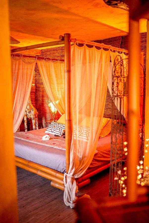 Themericourt Domaine De La Croix Du Vexin Bed & Breakfast エクステリア 写真