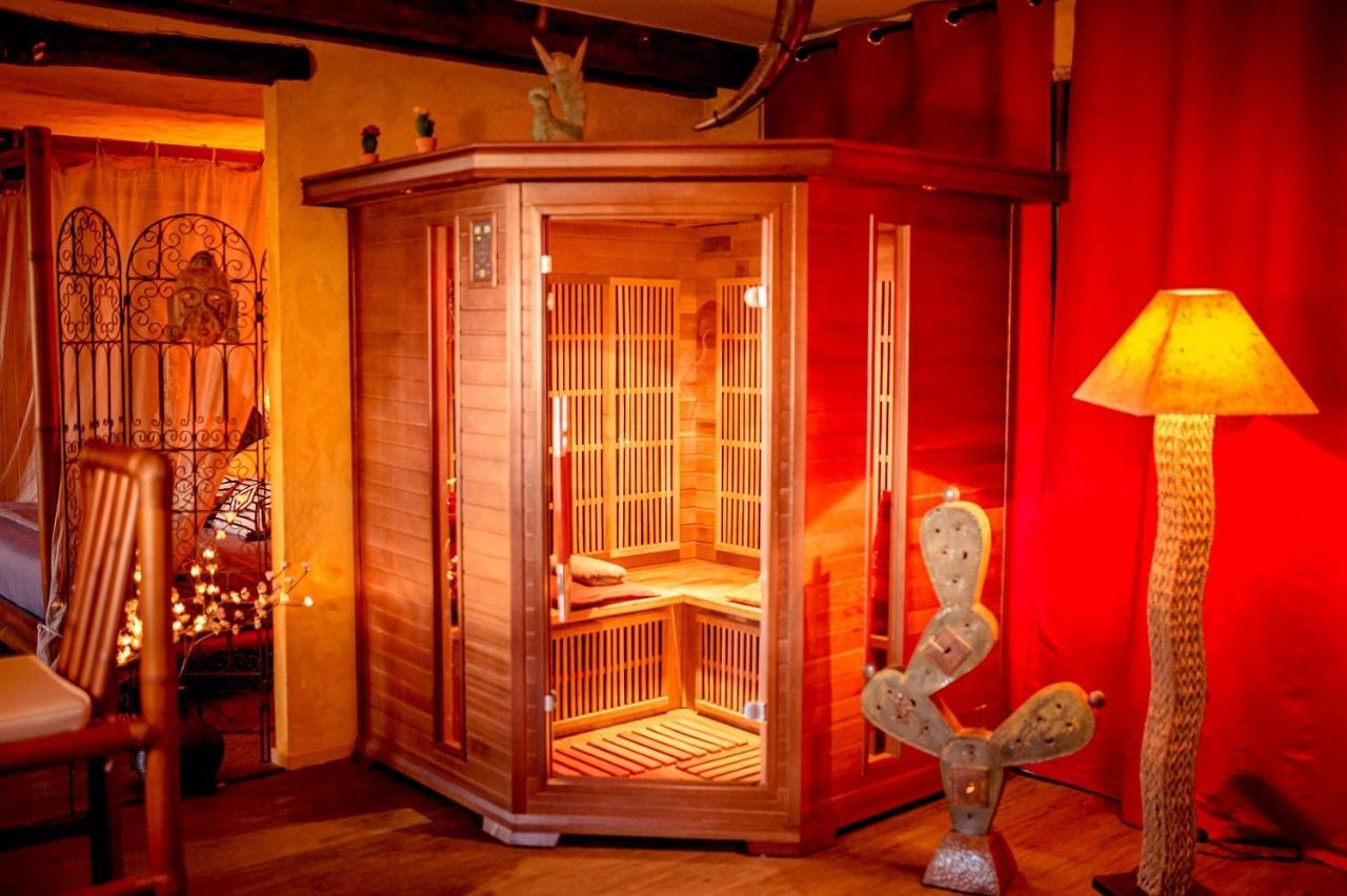 Themericourt Domaine De La Croix Du Vexin Bed & Breakfast エクステリア 写真